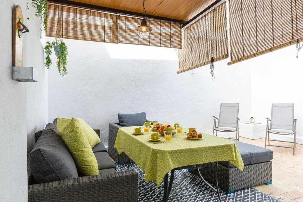 סביליה Monkeys Apartments Betis Chill Out מראה חיצוני תמונה